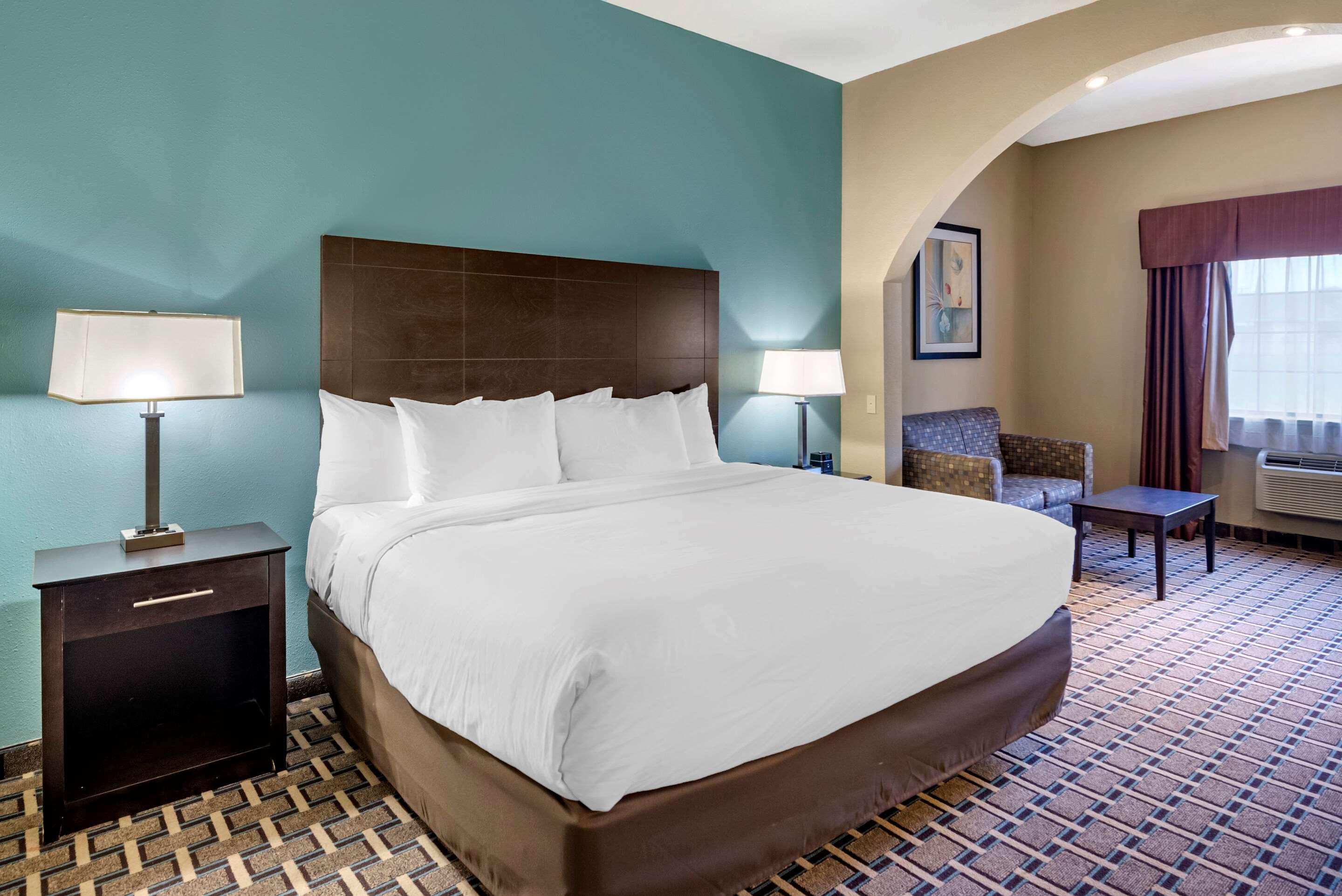 Comfort Suites Кловис Екстериор снимка