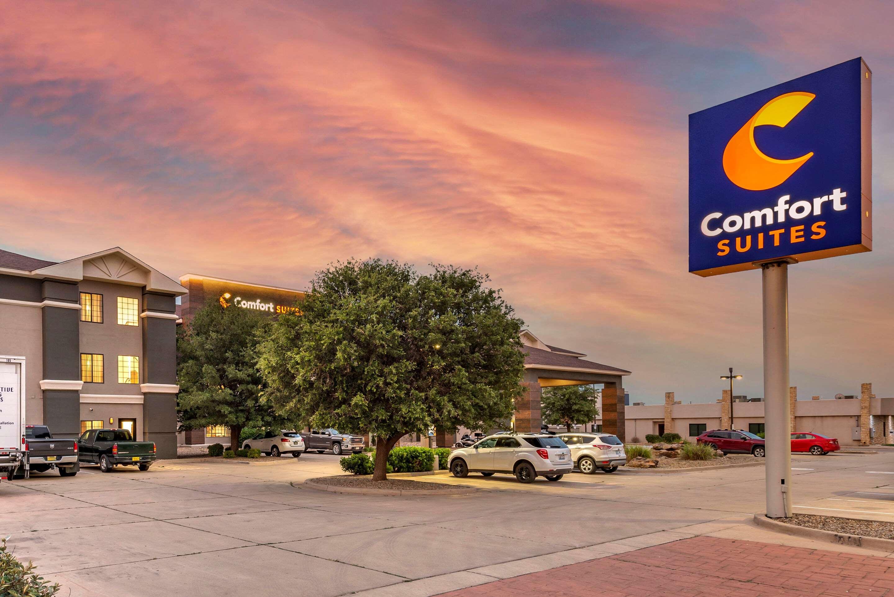 Comfort Suites Кловис Екстериор снимка