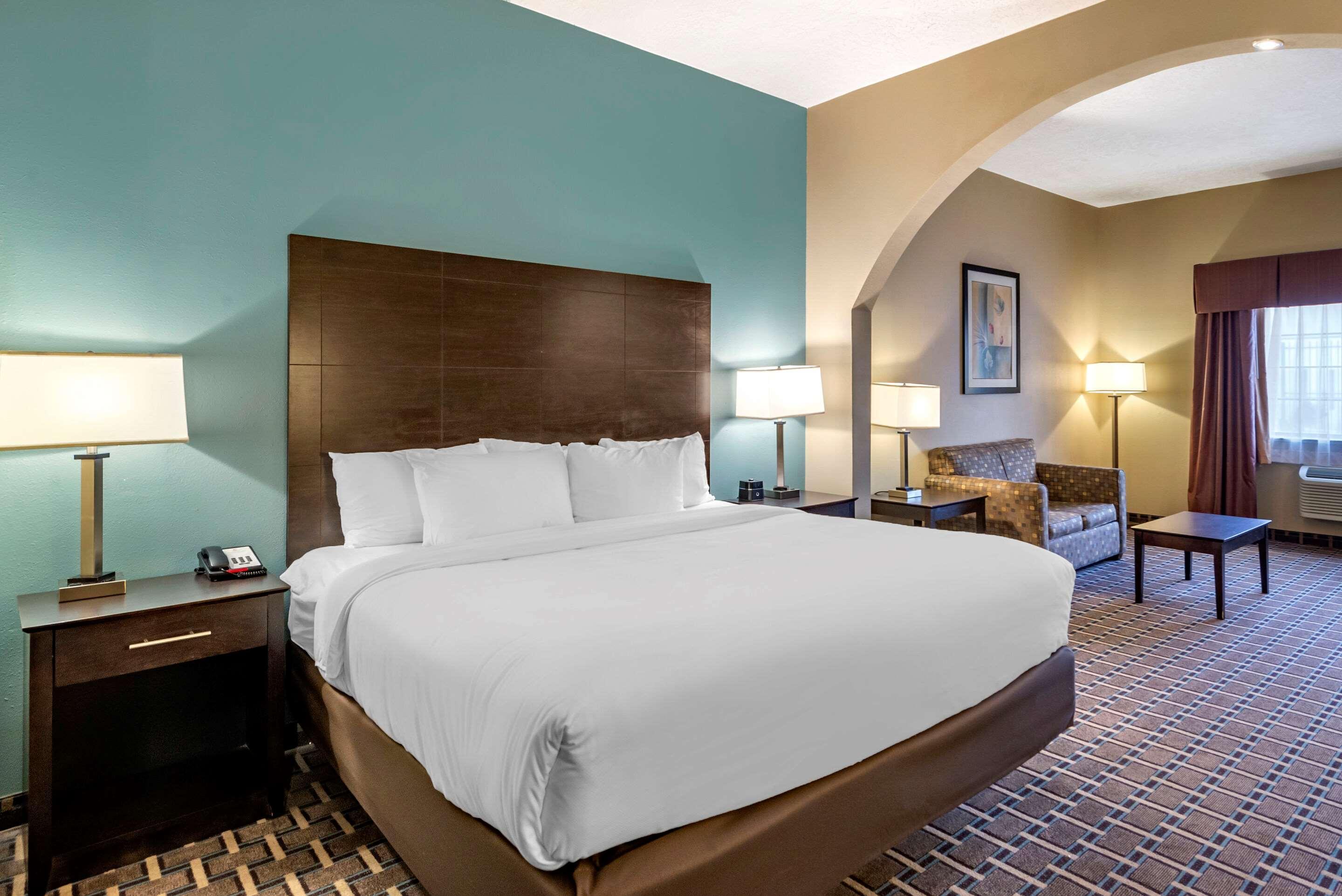 Comfort Suites Кловис Екстериор снимка