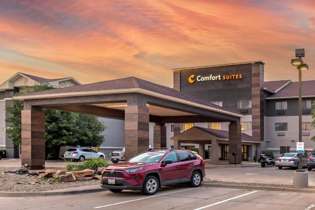 Comfort Suites Кловис Екстериор снимка